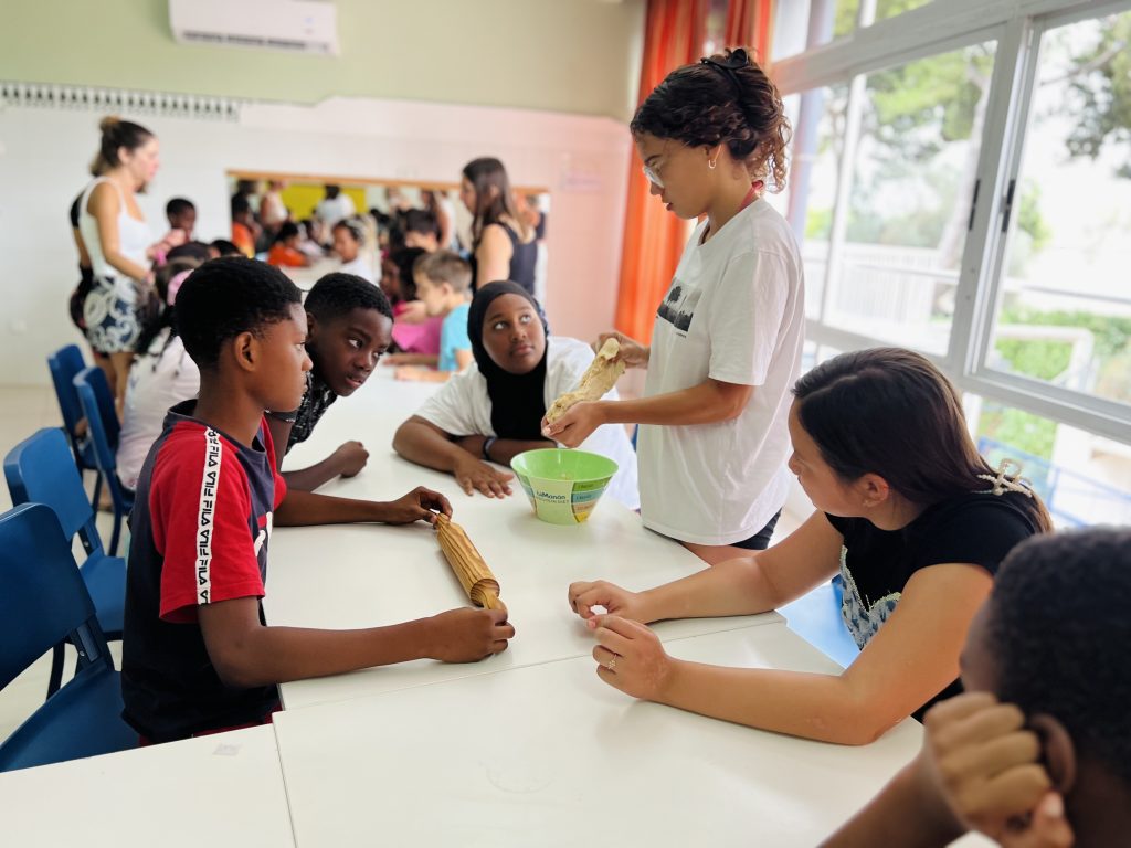 Sepap Niños y niñas del SEPAP de Mater y de la entidad Aldeas Infantiles ...