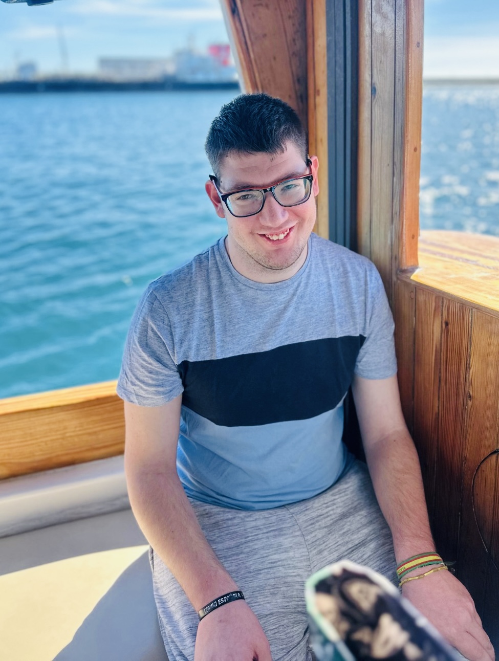 5caa1b31-8daa-4d84-a000-415c913b0270