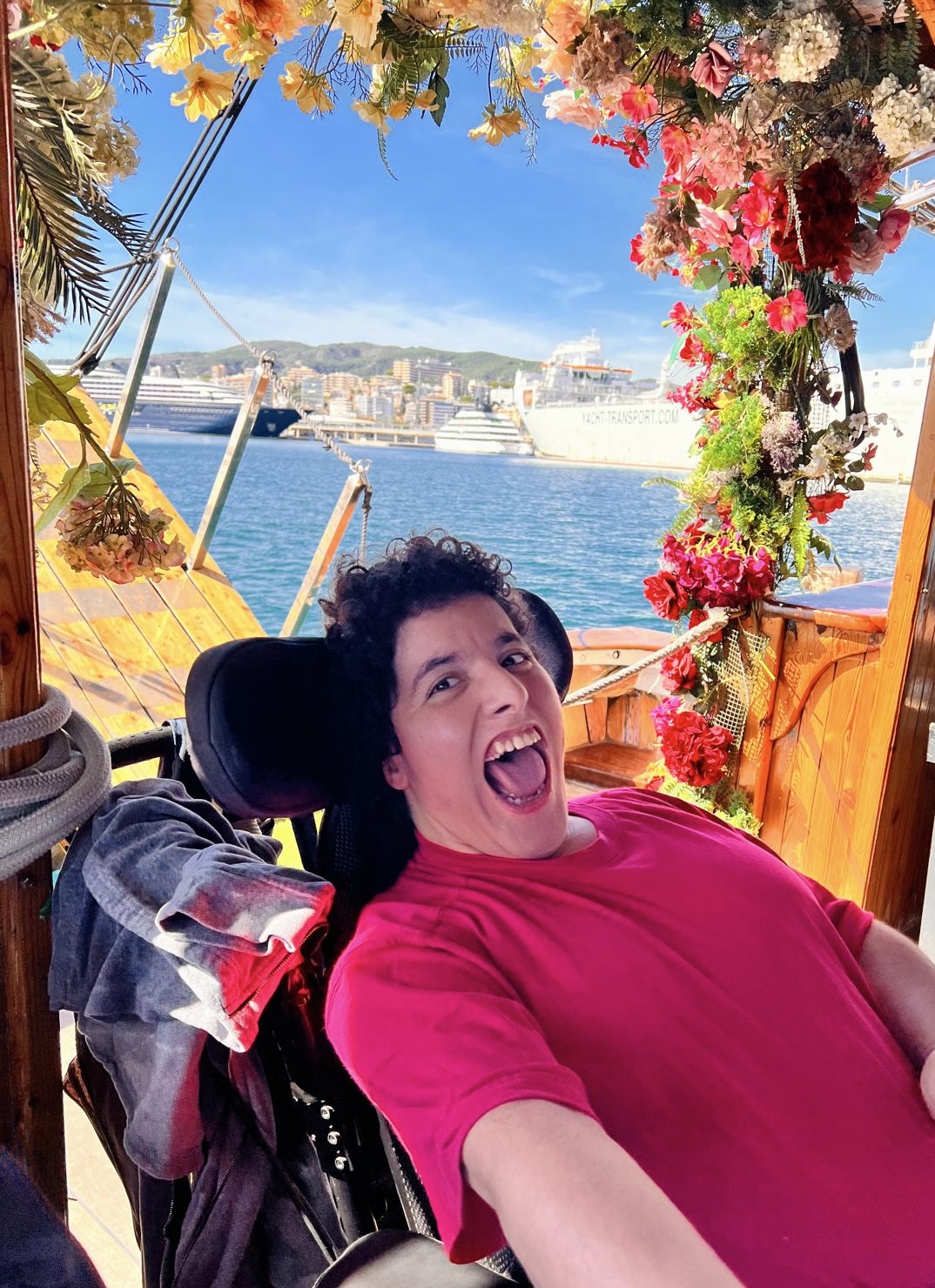 8556cfc4-8192-473b-94db-e798b7a163d8