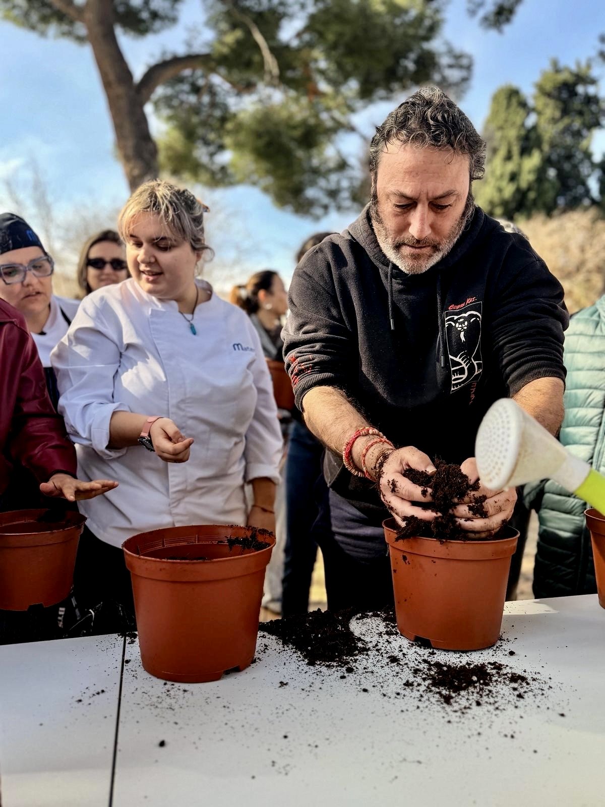 8af3db1a-db54-4394-bc20-26a9f8a3dd87